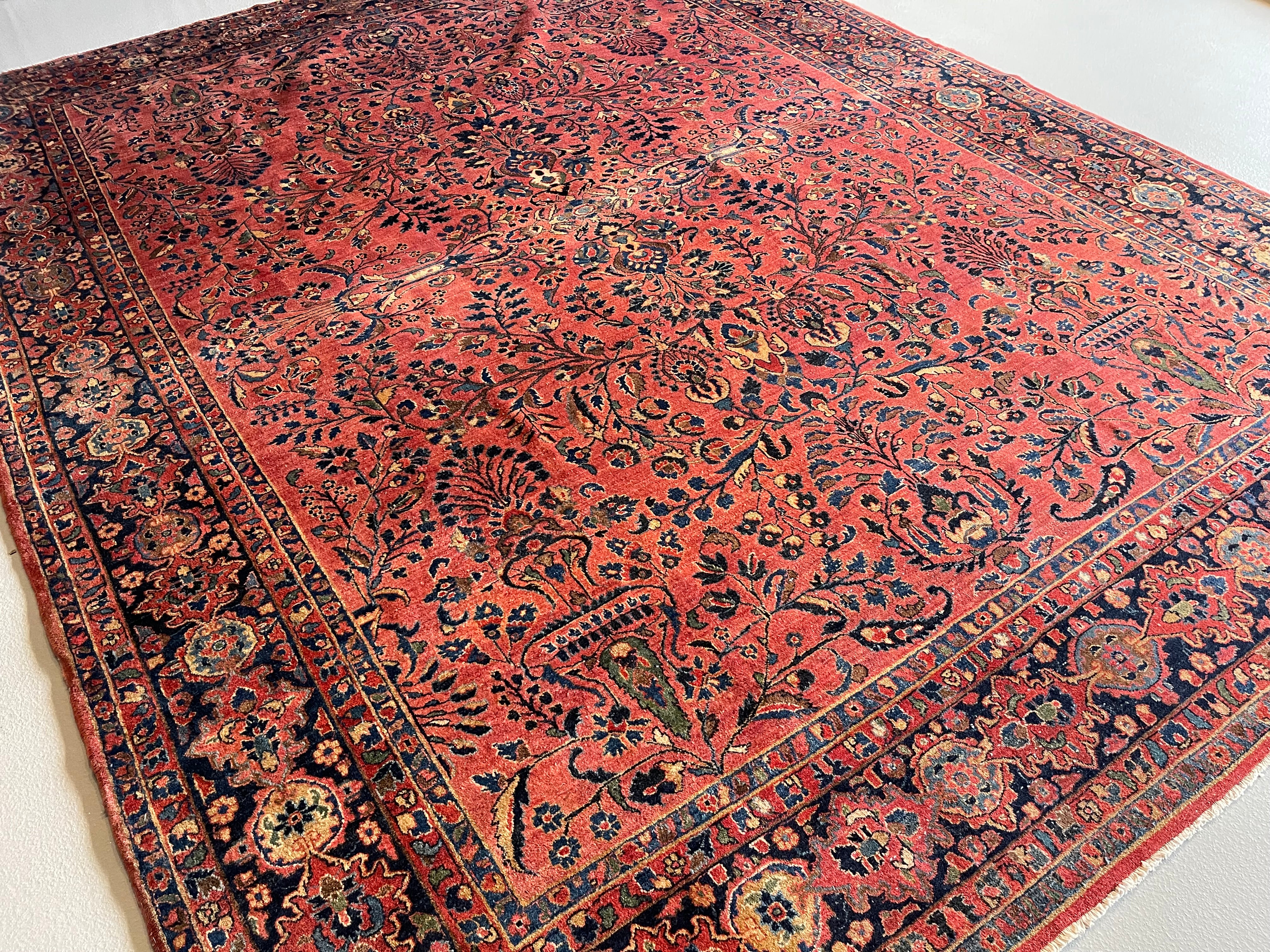 8.9' x 11.9' #4022 Sarouk Rug